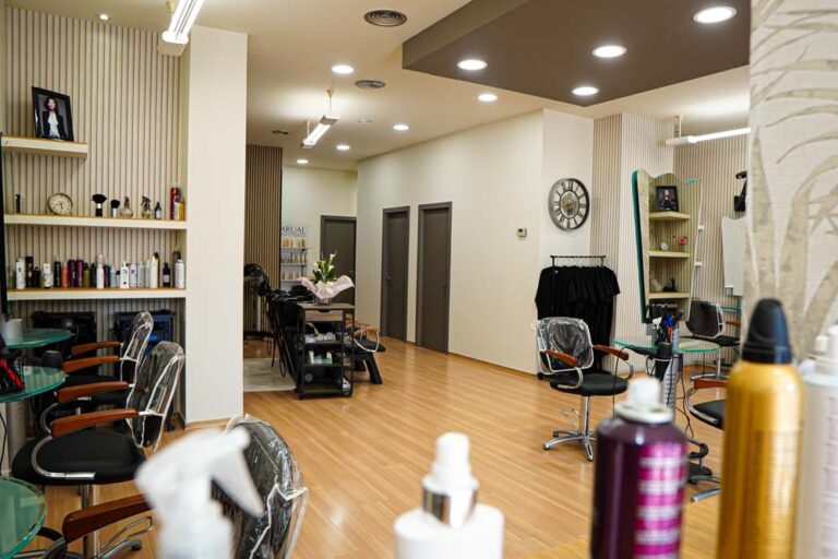 PELUQUERÍA WOMAN - Peluquería unisex en Burgos-7